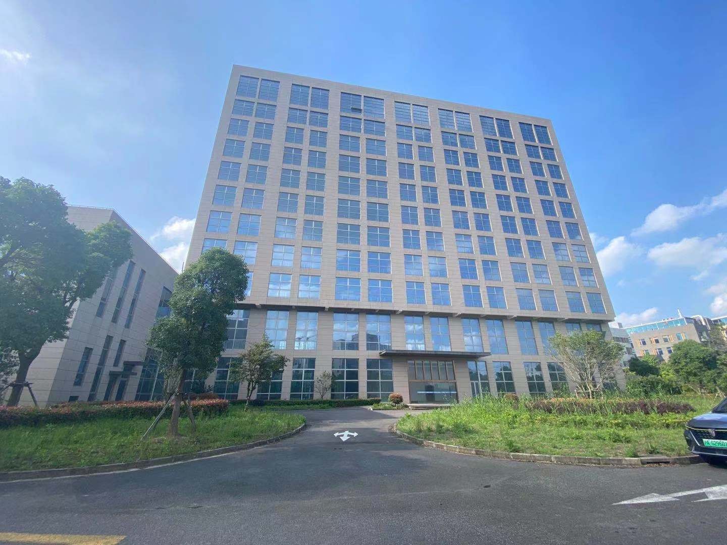 22"上海醫(yī)谷琥珀園：打造符合辦公實驗室新地標(biāo)"