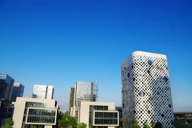 22"上海e通世界南區(qū)北區(qū)華新園：精細(xì)化產(chǎn)業(yè)服務(wù)、打造智慧互聯(lián)園區(qū)平臺"
